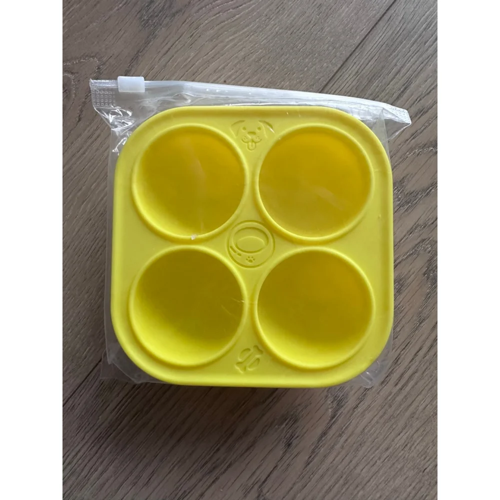 Peutier Dog Yellow Silicone Treat Mold One Size